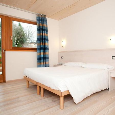 Bio Hotel Benny Медзана Екстериор снимка