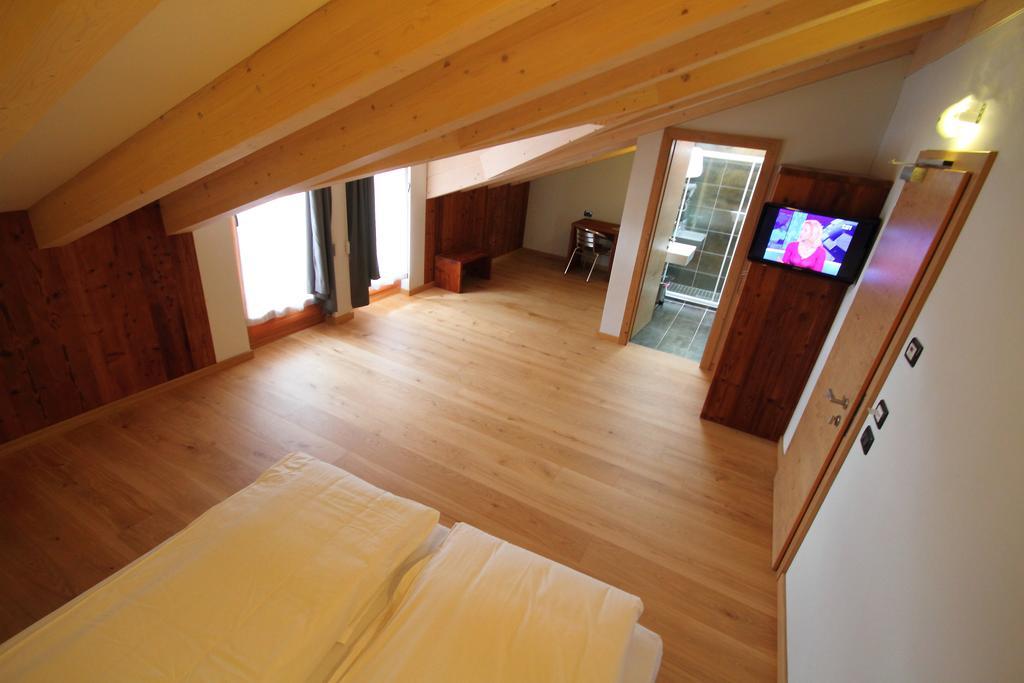 Bio Hotel Benny Медзана Екстериор снимка