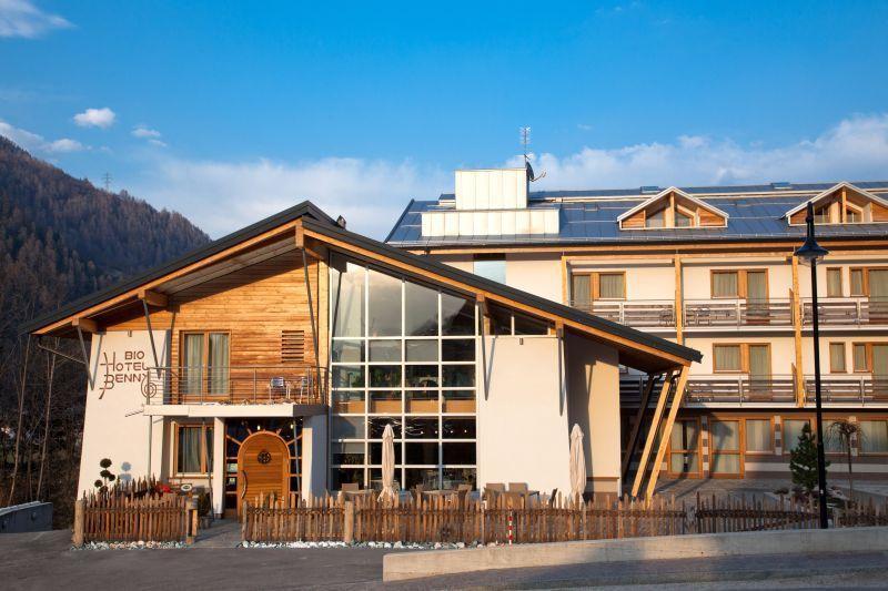 Bio Hotel Benny Медзана Екстериор снимка